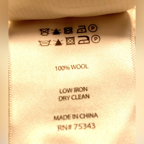 Knitted 100% Wool Beanie Hat from Rachel Zoe beige/ off white - Picture 7 of 9